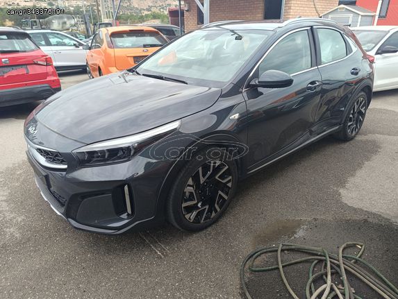 Kia XCeed '23 1.5T 160ps 7-DCT