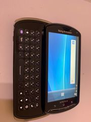 SONY ERICSSON PRO MK161i-thumb-2