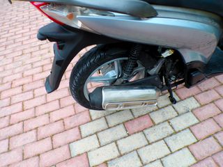 Honda SH 125i 2010 Σαν Καινούριο!!!-thumb-2