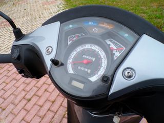 Honda SH 125i 2010 Σαν Καινούριο!!!-thumb-3