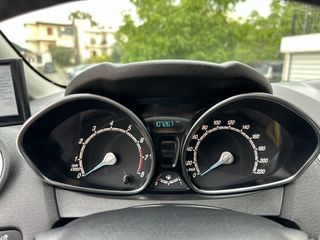 Ford Fiesta 2017-thumb-11
