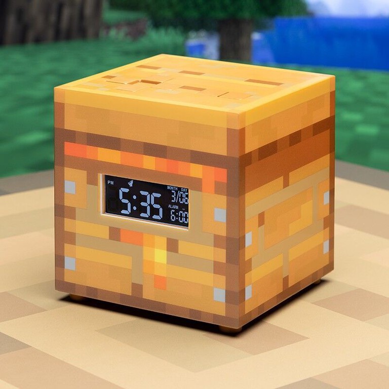 Minecraft Bee Hive Alarm Clock / Gadgets