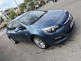 Opel Astra '14 J 1.4 Turbo 