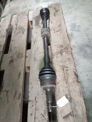 Toyota Avensis -thumb-1