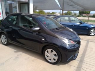 Toyota Aygo (X) 2016-thumb-2