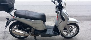 Aprilia Scarabeo 125 '12