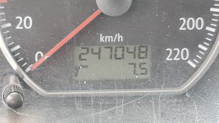 Volkswagen Polo 2007-thumb-9
