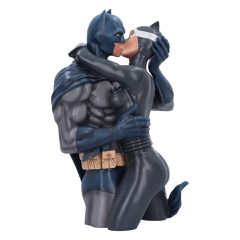 Batman & Catwoman Bust / Fan Shop and Merchandise