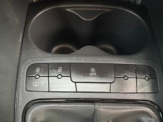 Seat Ibiza 2017 TDI ECOMOTIVE-thumb-39