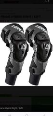 LEATT X FRAME HYBRID KNEE BRACES 