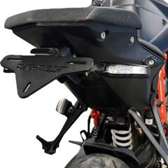 Αναδιπλούμενη βάση πινακίδας KTM Super Duke 1390 R EVO / Duke 990 / R 2024-2026 (με κουμπί)