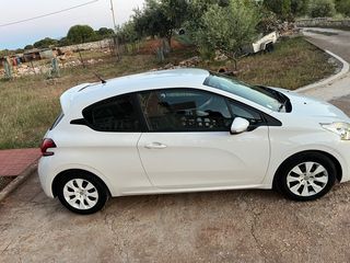 Peugeot 208 '15