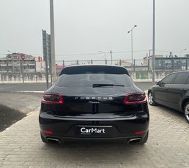 Porsche Macan 2017-thumb-5