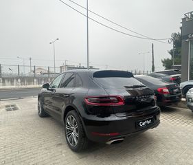 Porsche Macan 2017-thumb-6