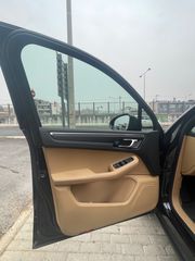 Porsche Macan 2017-thumb-18