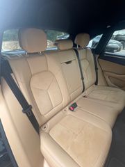 Porsche Macan 2017-thumb-27