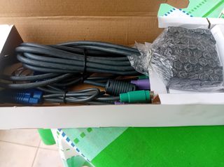 PS2 MINI KVM SWITCH-thumb-4