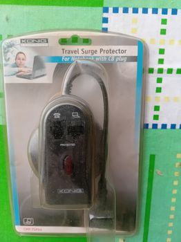 TRAVEL SURGE PROTECTOR FOR LAPTOP