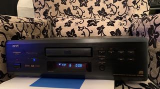 Πωλείται το hi-end dvd -cd player Denon dvd-2800 