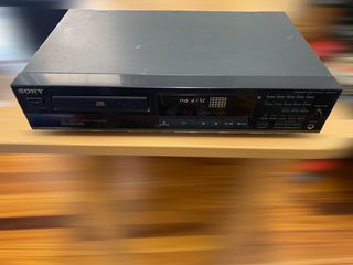 Sony CDP-361 Stereo Compact Disc Player (1995)