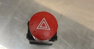 Audi TT mk1 99-06 hazard warning button