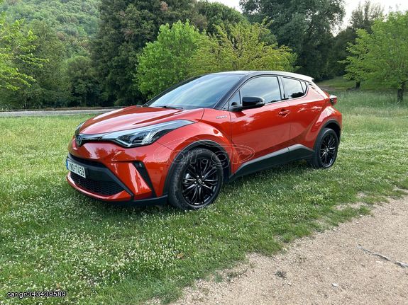 Toyota C-HR '21 C-HIC Bi-Tone VP+SBL 2.0