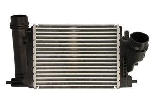 Ψυγείο αέρα υπερπλήρωσης NISSAN QASHQAI II, X-TRAIL III; RENAULT GRAND SCENIC IV, KADJAR, KOLEOS II, MEGANE IV, SCENIC IV, TALISMAN 1.6D 11.13-