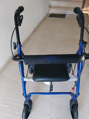 Περιπατητηρας  Rollator αχρησιμοποιητος