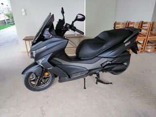 Kymco X-Town 300i '19 special edition