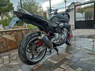 Honda CB 900 F Hornet '04