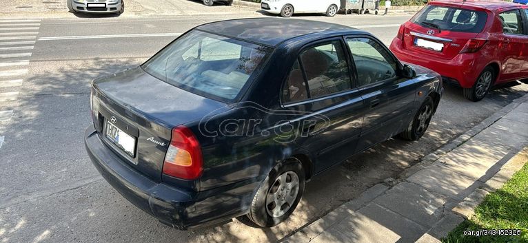 Hyundai Accent '00