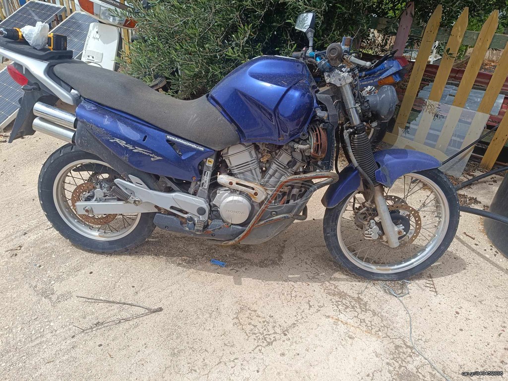 Honda Transalp 650 2004