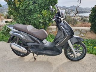 Piaggio Beverly 300i Tourer '09