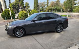 Alfa Romeo Giulia '17  2.0 Turbo 16V Veloce Q4 AT8