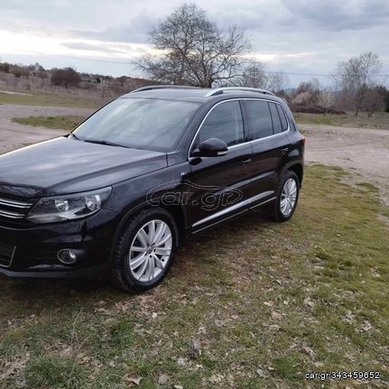 Volkswagen Tiguan '11