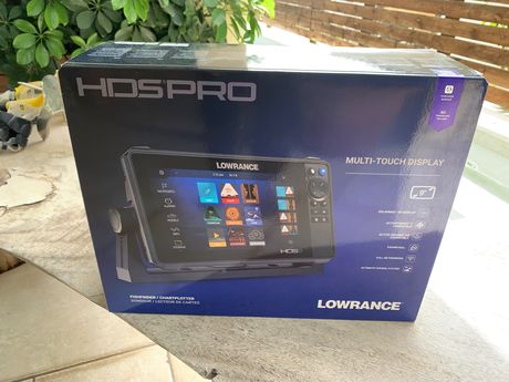 LOWRANCE HDS PRO 9”