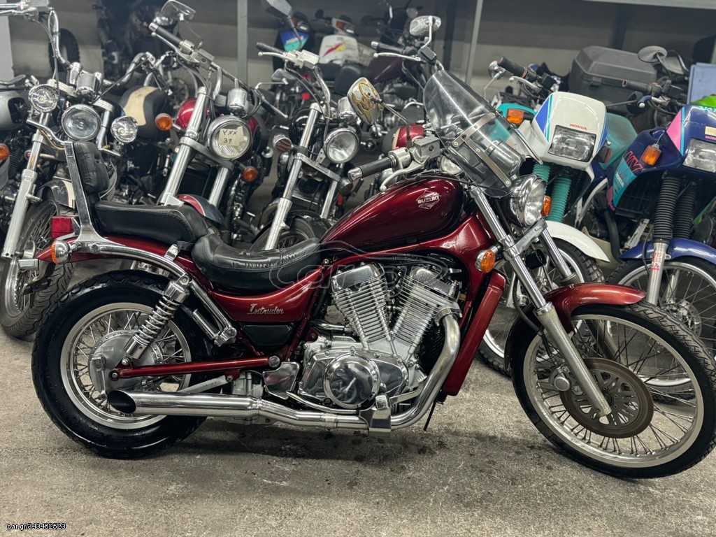 Suzuki Intruder C 2000