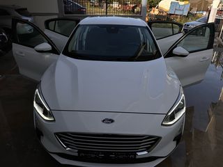 Ford Focus 2021 1,5 αυτόματο120hp καμερα parktro ασύ φόρτιση LED FULL EXTRA