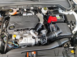 Ford Focus 2021 1,5 αυτόματο120hp καμερα parktro ασύ φόρτιση LED FULL EXTRA-thumb-7