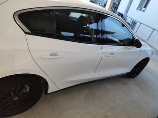 Ford Focus 2021 1,5 αυτόματο120hp καμερα parktro ασύ φόρτιση LED FULL EXTRA-thumb-19