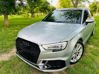 Audi A3 '19 RS-3 LOOK 