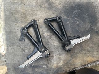 Μαρσπιεδες συνοδηγού Yamaha tracer 900 mt-09