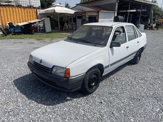 Opel Kadett '93