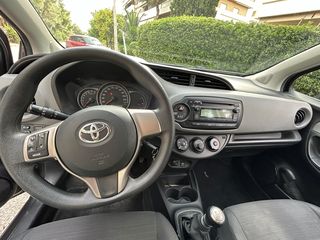 Toyota Yaris '17  1.33P Live