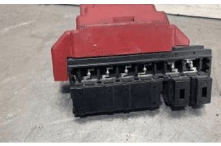 ➤ Πόλος - Αισθητήρας μπαταρίας 240115FF1B για Nissan Micra 2018