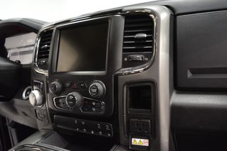 Dodge RAM 2018 R/T_5.7_Hemi_500Hp_68.000klm!!!-thumb-16