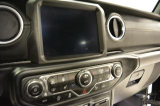 Jeep Gladiator 2022 3.0lt_V6_OverLand_TrailRated_32.000klm!!!-thumb-18