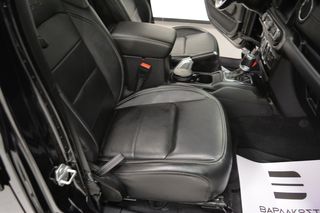 Jeep Gladiator 2022 3.0lt_V6_OverLand_TrailRated_32.000klm!!!-thumb-20