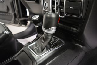 Jeep Gladiator 2022 3.0lt_V6_OverLand_TrailRated_32.000klm!!!-thumb-22