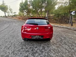 Alfa Romeo Giulietta 2019-thumb-9
